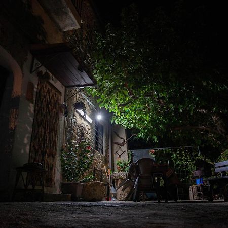 Casa Vacanze Fondaco Di Scillato Scillato  Eksteriør billede
