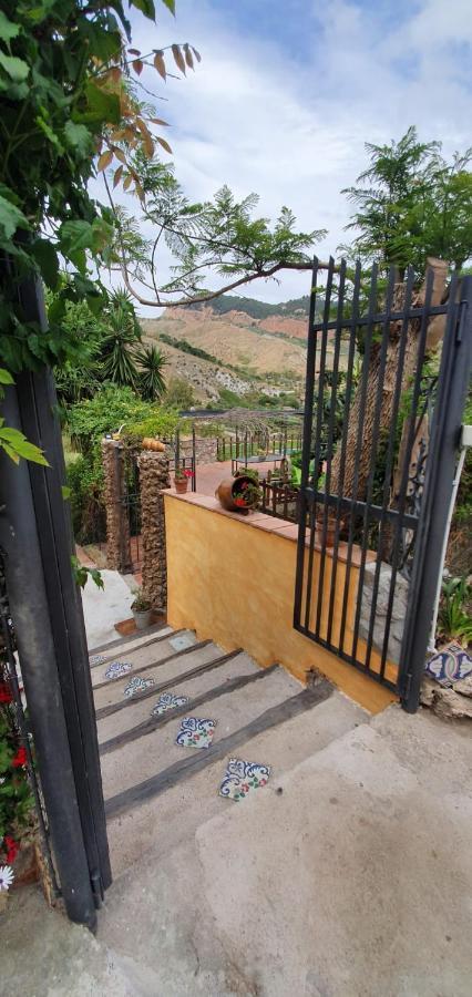 Casa Vacanze Fondaco Di Scillato Scillato  Eksteriør billede